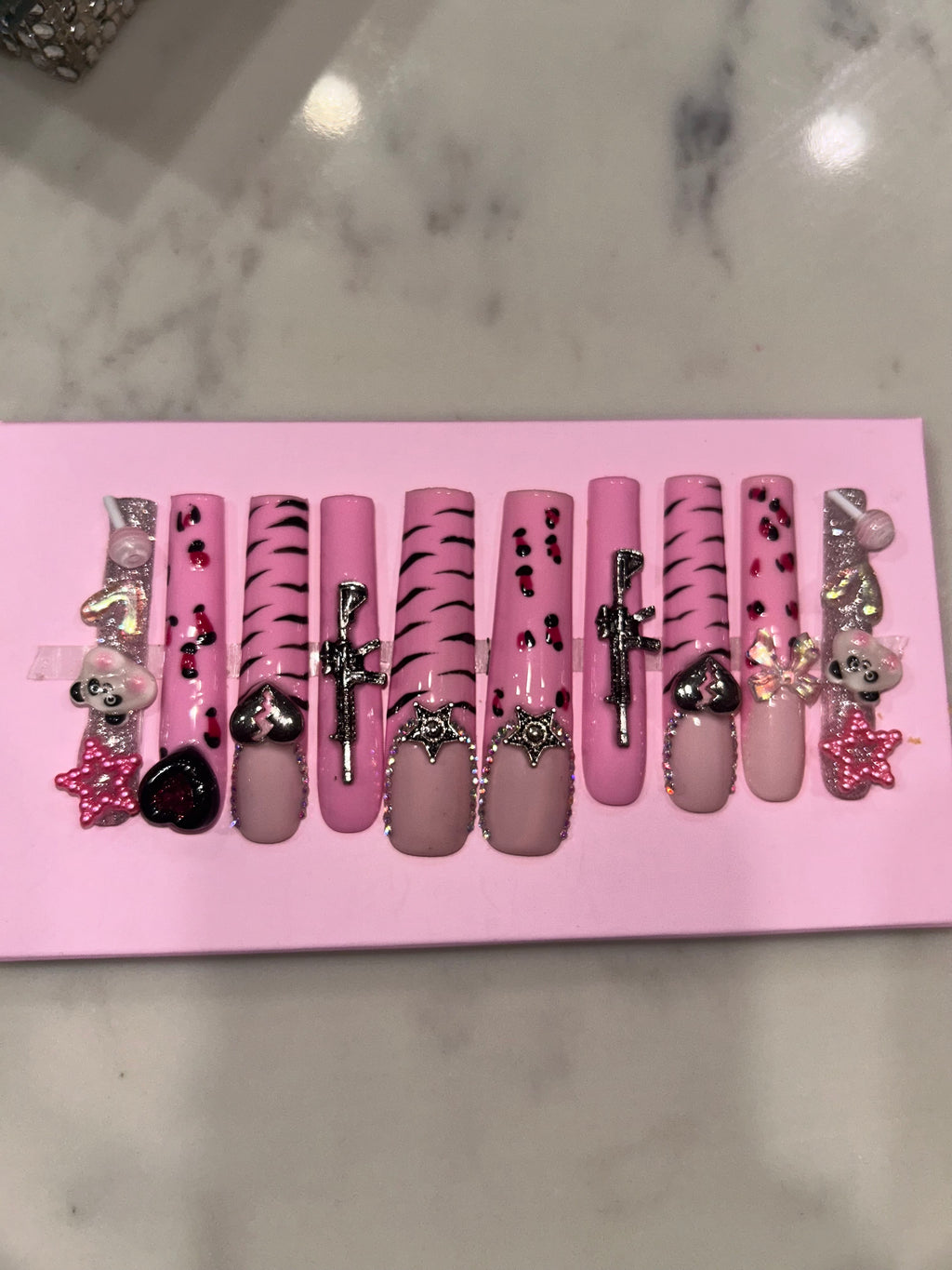 Handmade acrylic press on XXL nails pink & black