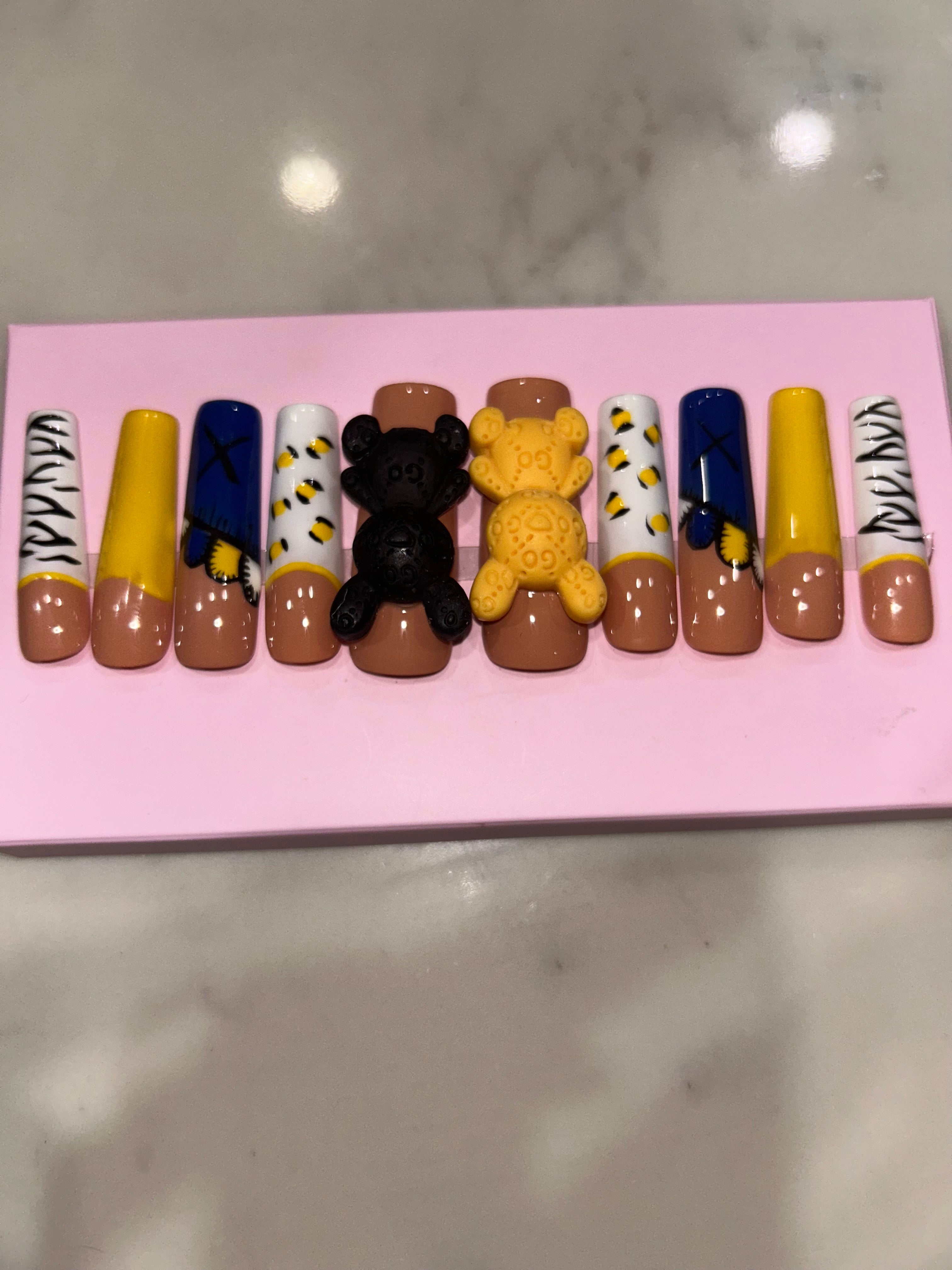Handmade acrylic teddy bear press on nails XL