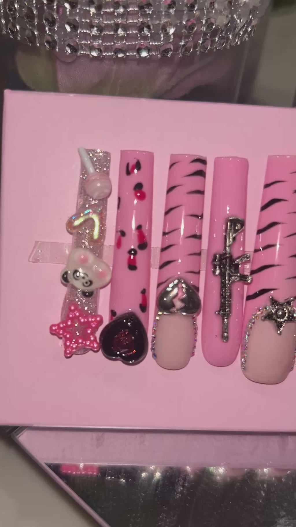 Handmade acrylic press on XXL nails pink & black